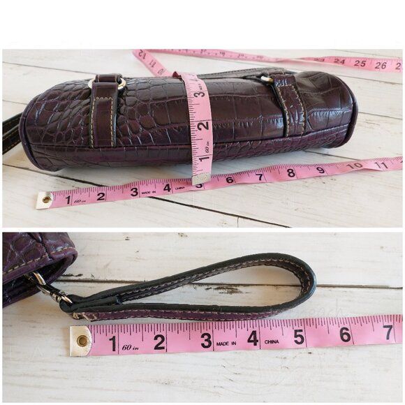 Faux Leather Wristlet Purple Crocodile Embossed Zip Top Purse Makeup Bag Clutch - Picture 4 of 10